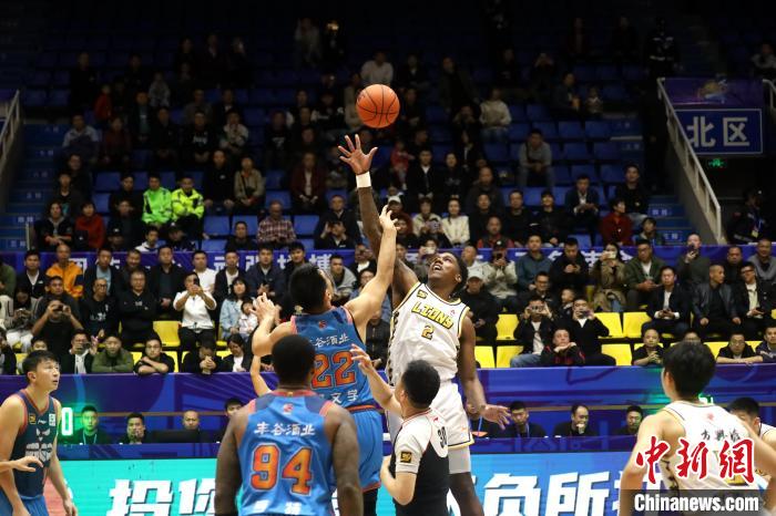 四川丰谷酒业队在成都主场不敌浙江方兴渡队，