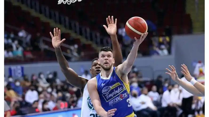 季后赛前引援大战：广东补强内线 深圳抢关关键