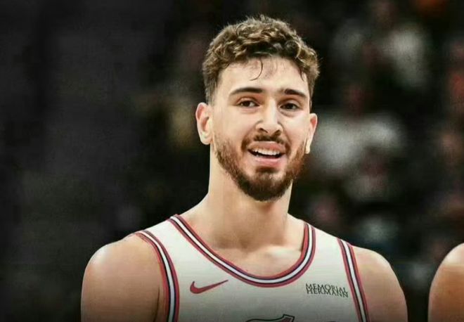 火箭G2惨败湖人 麦迪炮轰杜兰特申京表现引争议